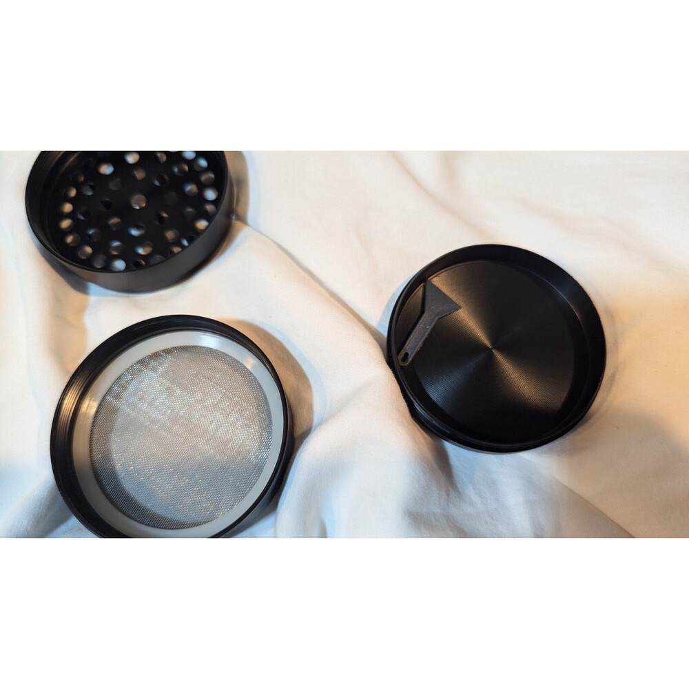 Kool Kulture 4 Layer LARGE Portable  Grinder Herb & Spice Tobacco Grinder - Picture 4 of 4